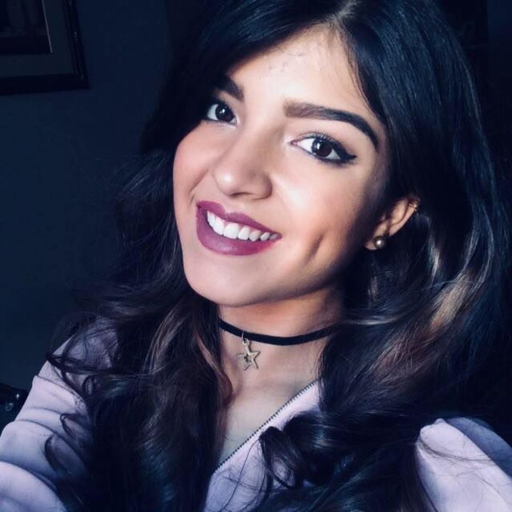 Meet your Posher, Rebecca